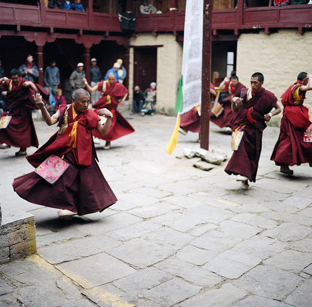 Buddhist dance in Mani Rimdu festival Tengboche Monastery